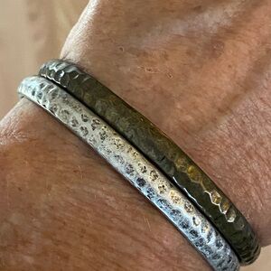 Premier Designs Vintage Hammered Bangle Bracelet Set Gold/Bronze & Silver Tone